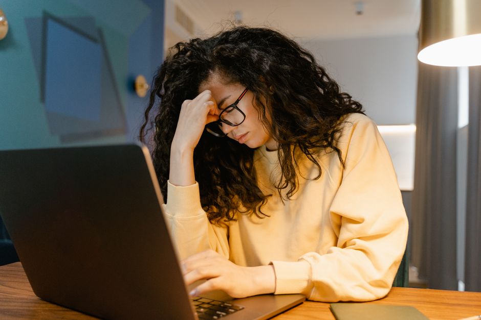 Éviter la rechute de burn-out : les signes d’alerte et conseils pour se protéger durablement